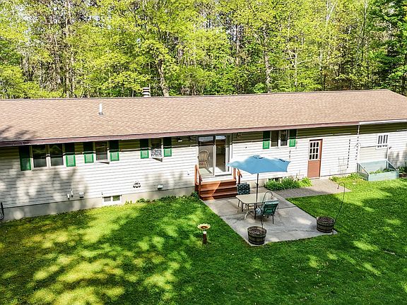 2nd image of 7219 Woodcrest Dr