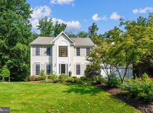 604 Pineridge Ct, Edgewater, MD 21037