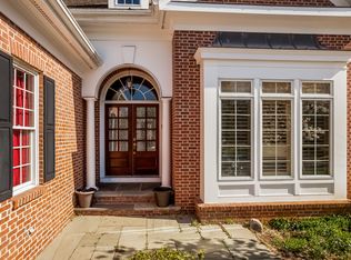 1 Sleepy Hollow Rd, Guilford, CT 06437