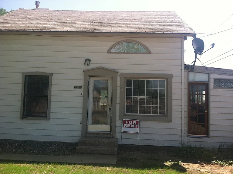 8190 Quebec St — Photo 1