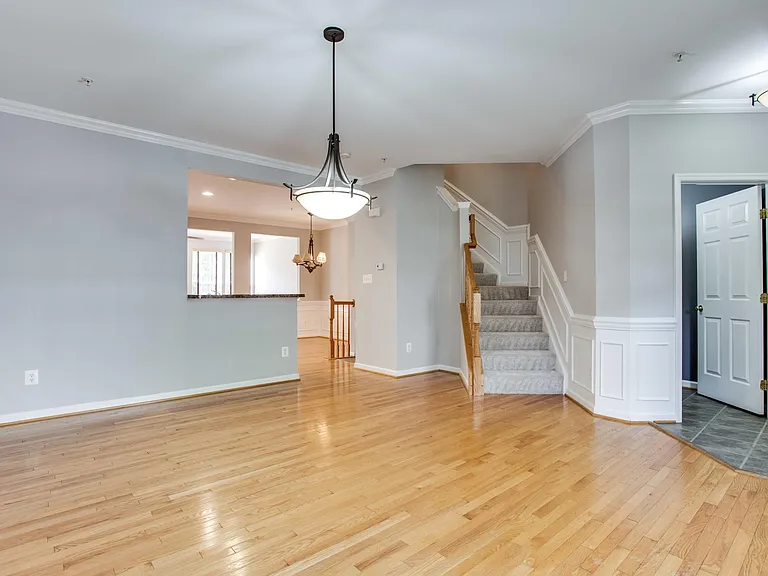 10410 Damascus Park Ln — Photo 21