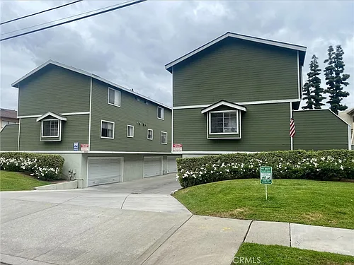 1163 W Badillo St #3 Photo 1