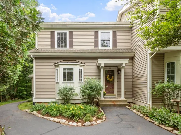 99 Main St Unit 10, Westford, MA 01886