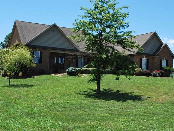 2nd image of 321 Sawyers Ct