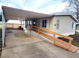 2201 Rancho Blvd, Quincy, IL 62305