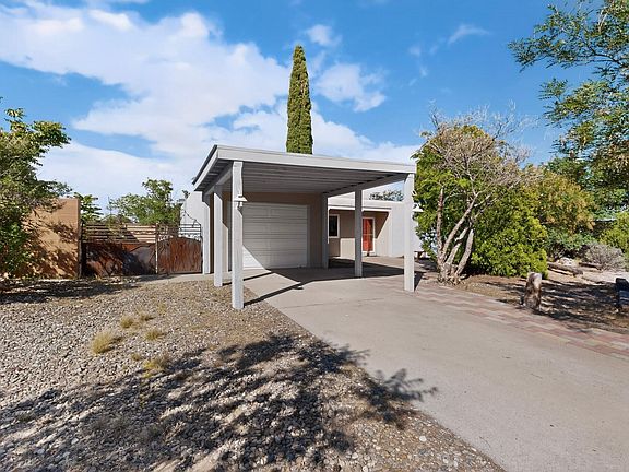 3rd image of 4709 El Fresno Ct SE