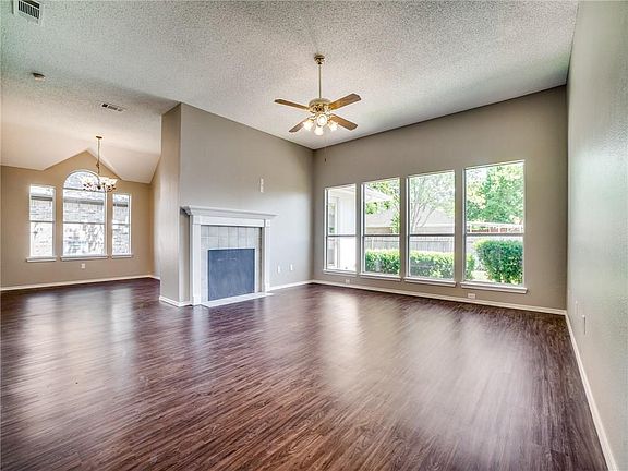 5th image of 2306 Orchard Trl