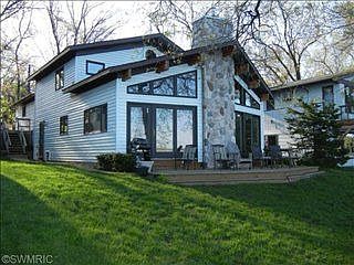 1st image of 802 E Gull Lake Dr