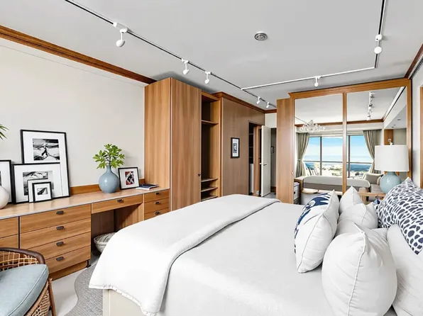 60 East End Avenue image 3 of 10