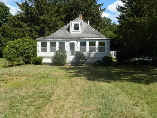 260 Richmond Townhouse Rd, Richmond, RI 02812