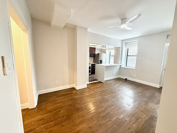 4th image of 184 Columbia Hts