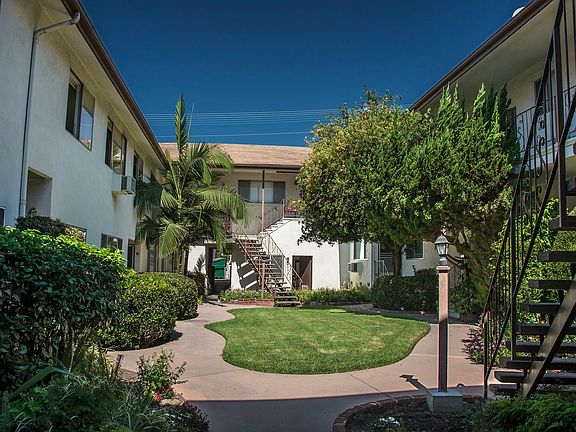 4th image of 631 E Verdugo Ave APT K