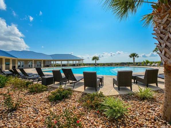 3007 Palm Coast Ln, Palacios, TX 77465