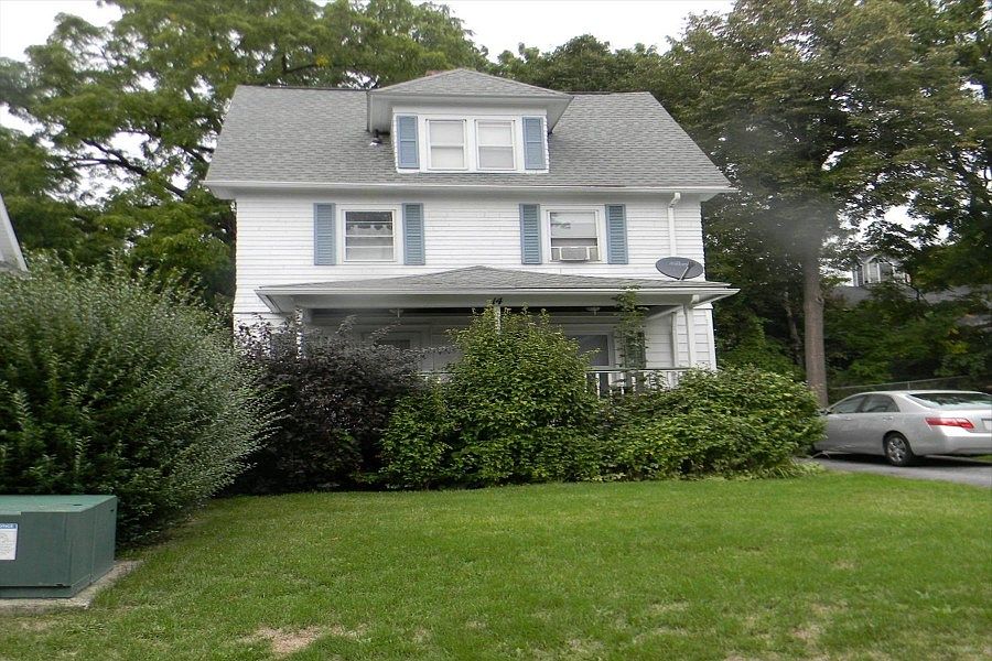 1st image of 14 Deland Park B