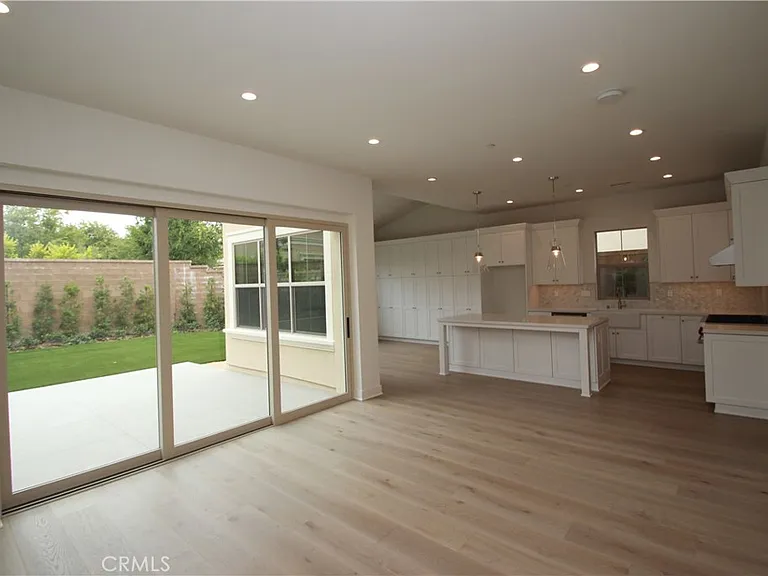 205 Birdseye — Photo 4