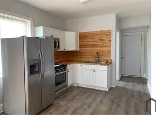 1721 W 65th St #2W, Chicago, IL 60636