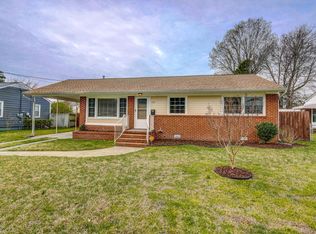 111 Lynnhaven Dr, Hampton, VA 23666