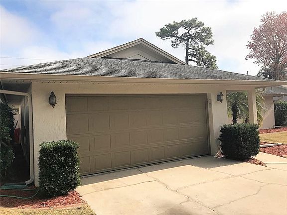 2nd image of 2224 Winslow Cir