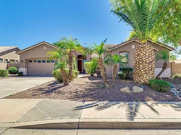 2nd image of 4111 E Runaway Bay Dr