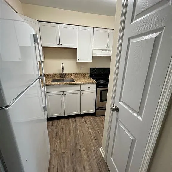 524 Georgetown Dr #B — Photo 14