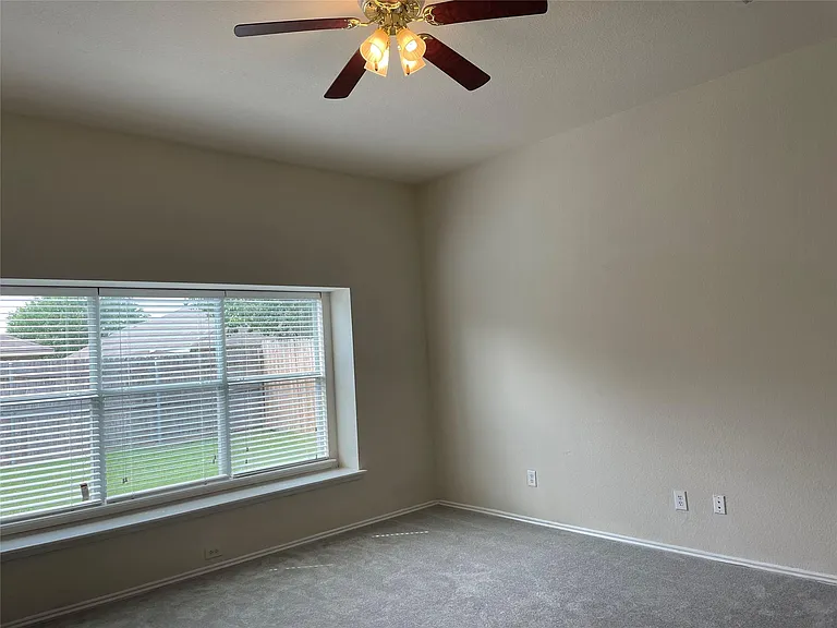 1013 Camp Verde Dr — Photo 29
