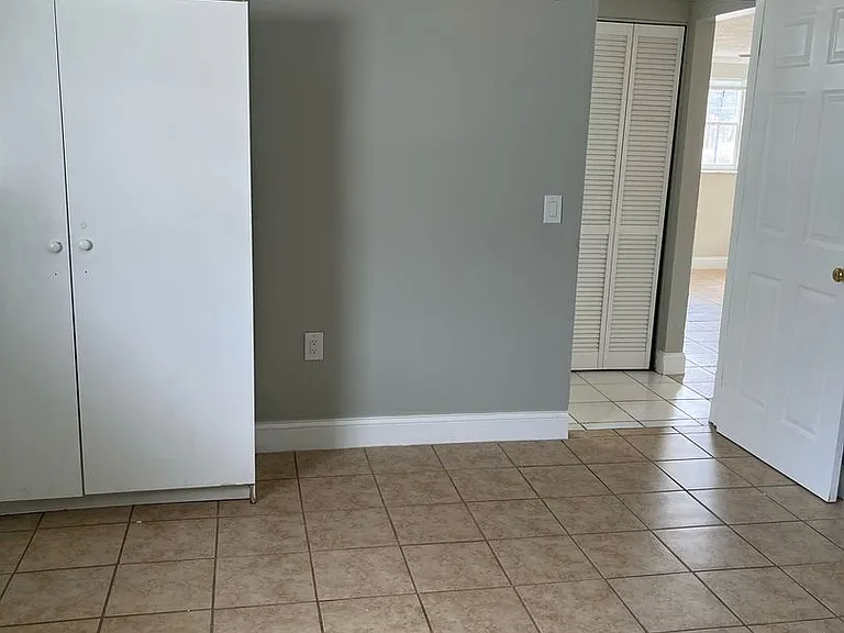4412 Plum St — Photo 13