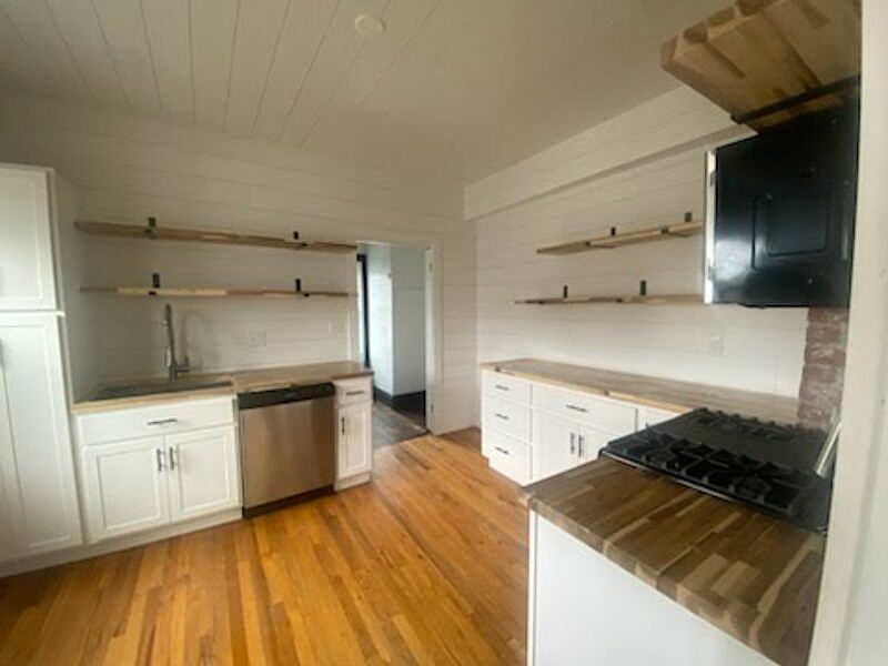 1st image of 2173 Wyandotte Ave #2