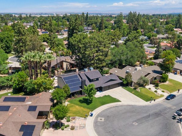 7800 De Colores Ct, Bakersfield, CA 93309