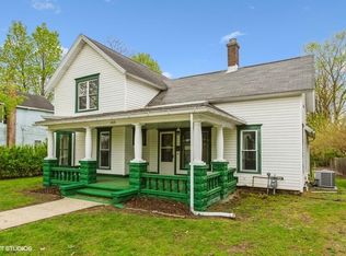 105 James St, Dowagiac, MI 49047