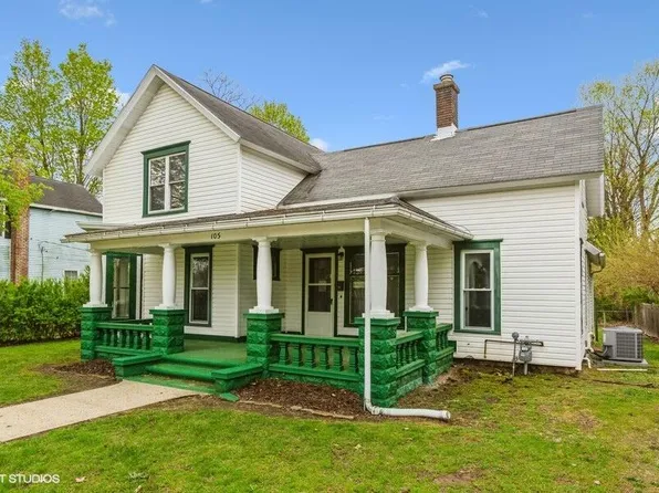 105 James St, Dowagiac, MI 49047
