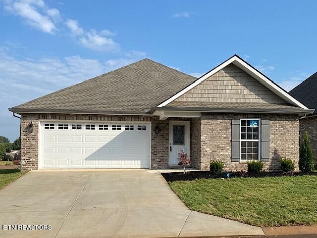1st image of 267 Sand Hills Dr