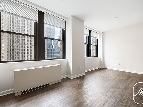 3rd image of 15 Park Row APT 26N