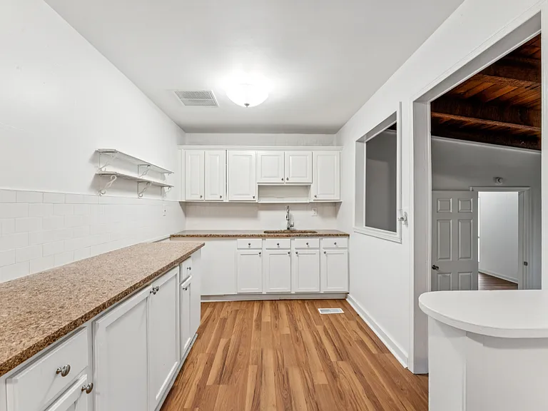 417 Price Dr — Photo 19