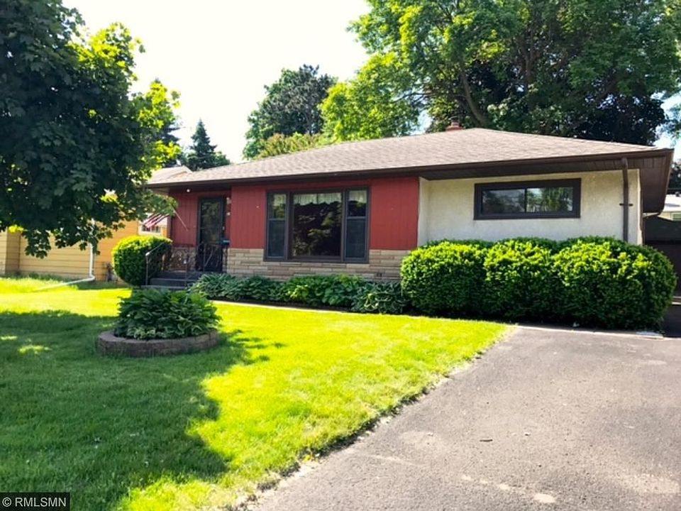 1st image of 546 Larpenteur Ave E