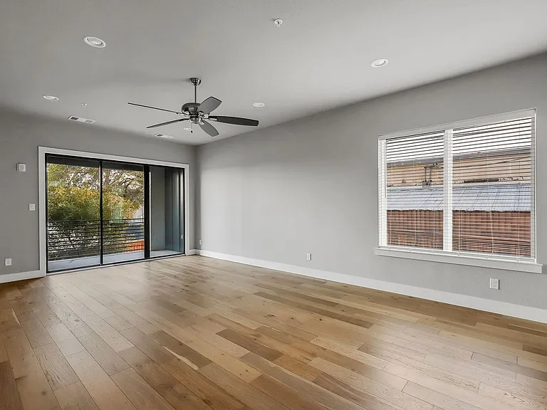 2733 Merrimac St #104 — Photo 10
