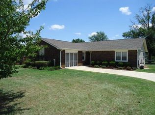 110 Woodcarver Trl, Warner Robins, GA 31093