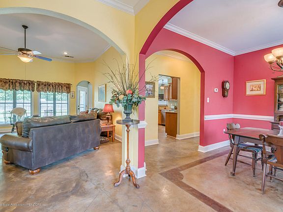 5th image of 14480 Santa Fe Dr