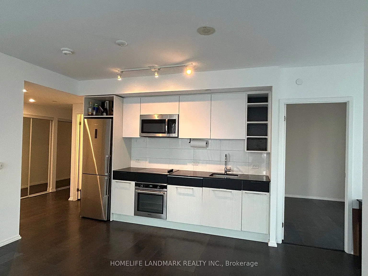 2 bed, $3,000 — Photo 3