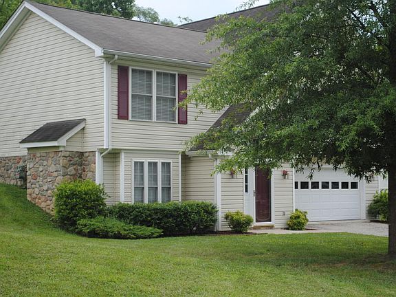 4th image of 3002 Bonsall Ln
