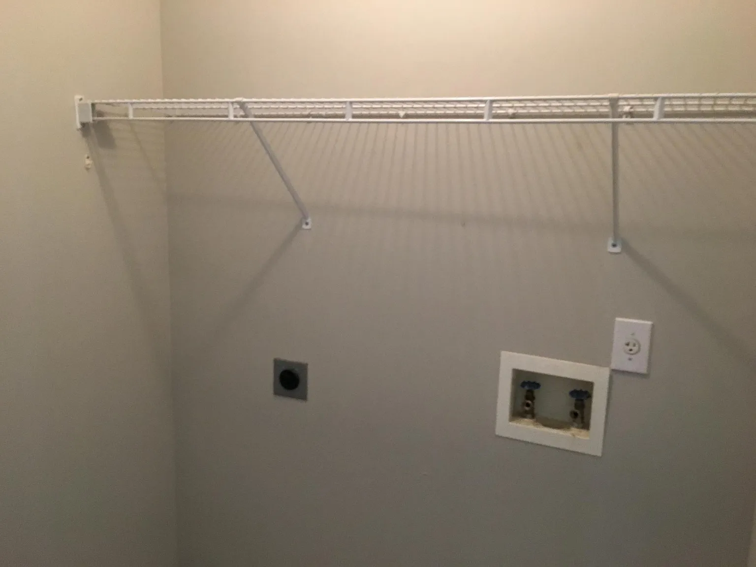 3 bed, 1450 sqft, $2,200 — Photo 4