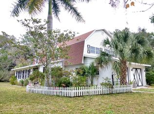 7071 Webber Rd, Sarasota, FL 34240