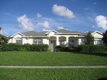 1st image of 16816 Florence View Dr