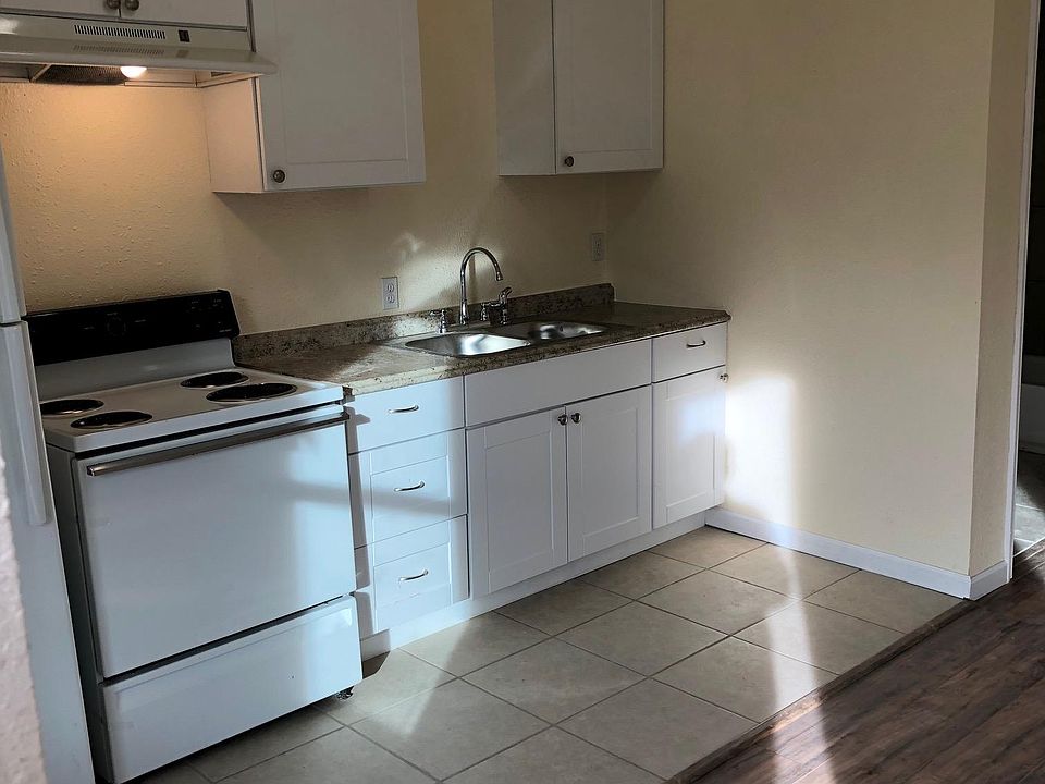2nd image of 128 Handley APT 3