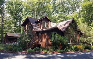 60 Forge Dam Rd, Hamburg, PA 19526