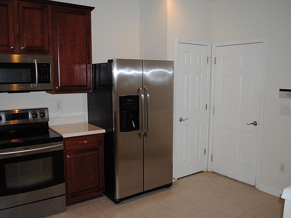 5th image of 4126 Crownwood Dr