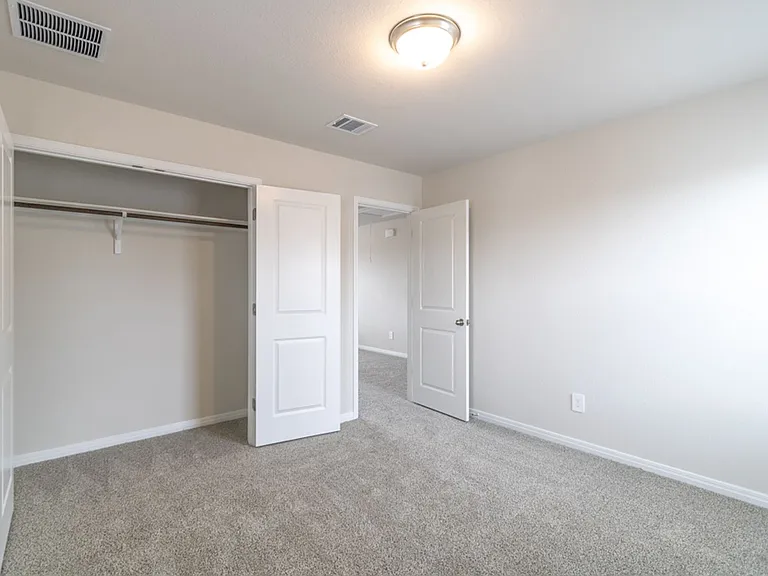 544 View Dr — Photo 23