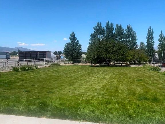 4th image of 7040 Germain Dr