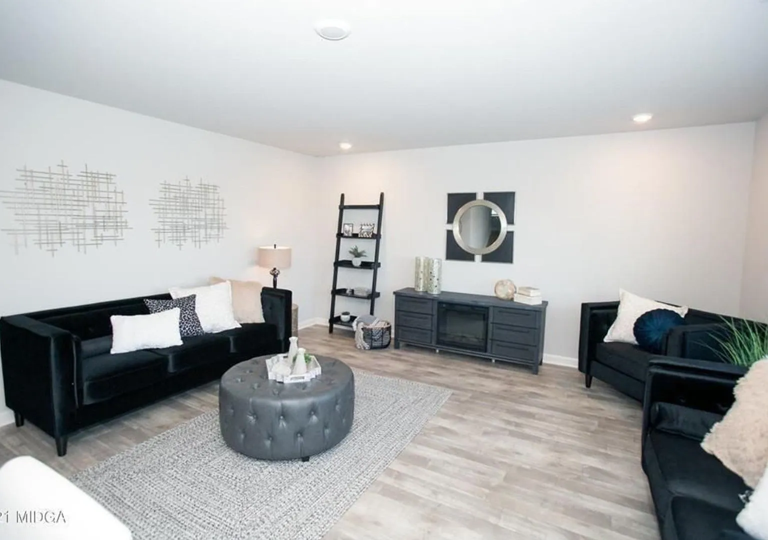 Spacious 5BR House in Macon — Photo 3