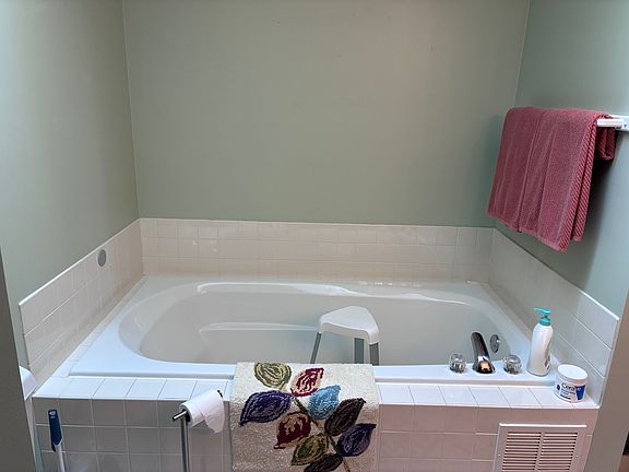 5th image of 507 Timber Ridge Dr