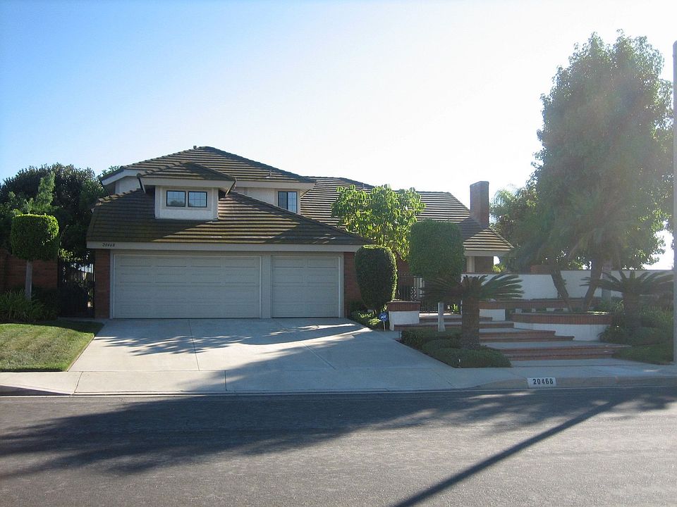 near 90' wide front property line